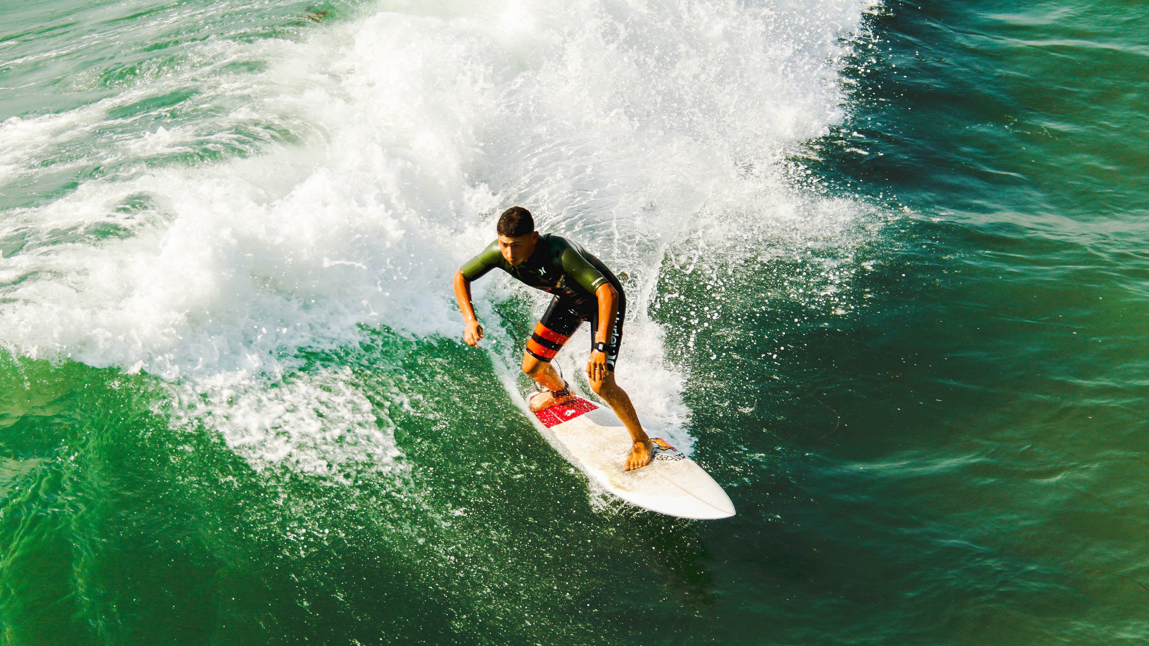 托里·哈斯克冲线瞬间引爆现场,哈里托马斯nba